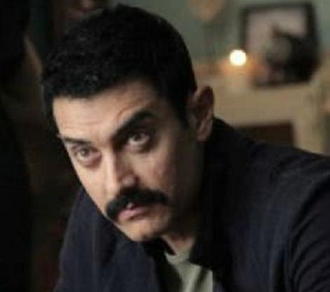 Aamir Khan prepares for his role with night patrolling cops